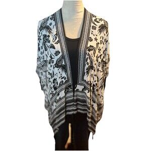 Vince Camuto Black White Open Front Kimono Style Beach Coverup/Topper One Size